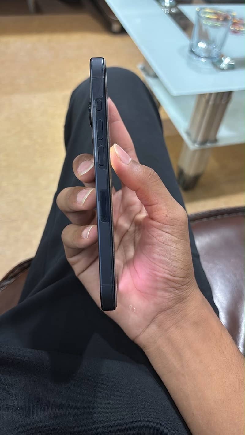 Iphone 15pro 4