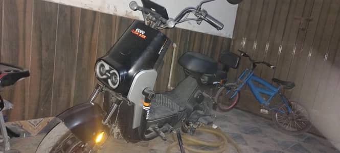 evee Scorteen all okay good condition