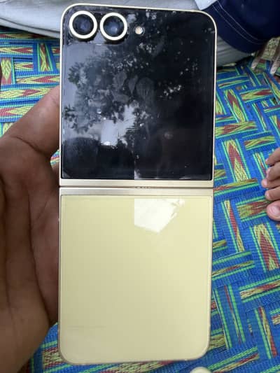 Samsung Mobile Z Flip 6
