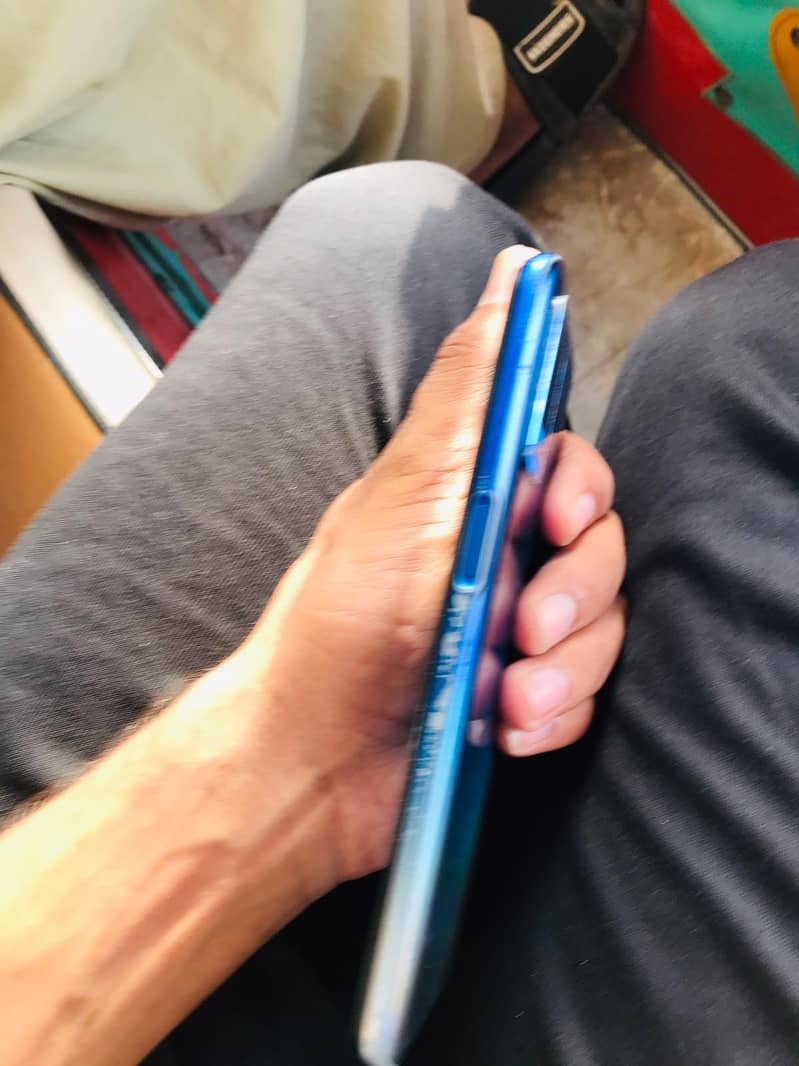OPPO A54 4