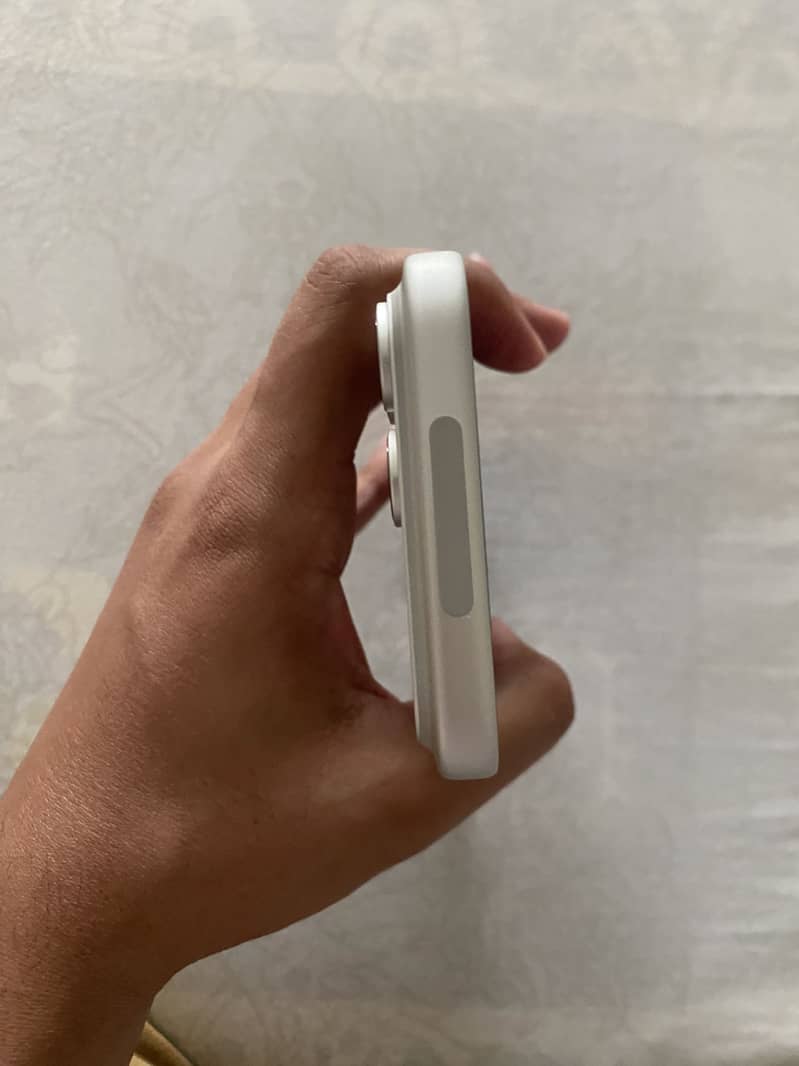 iPhone 17 pro max | like brand new| 256GB | 100% battery health 2