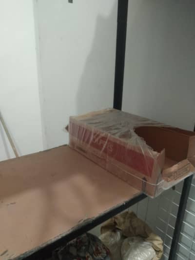 tear iron shelf