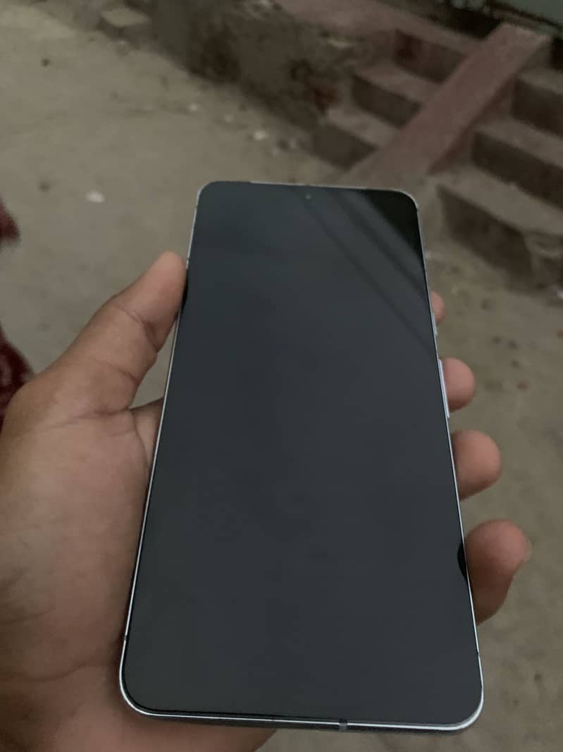 Google pixel 8 pro 2