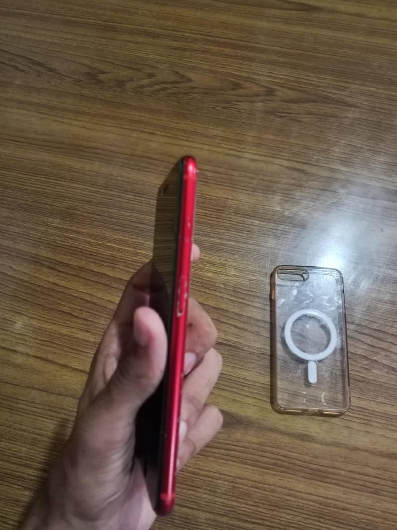 Apple iPhone 8 Plus 1