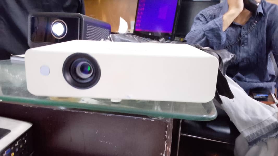 projector Panasonic 0