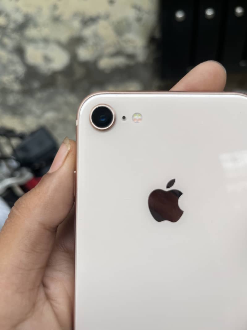 Apple iPhone 8 2
