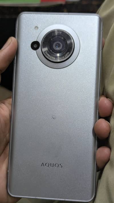 Aquos R7 12+256