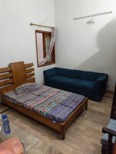 Sale flat Rabiya place 2bed. d. d 2nd floor west open Alladin park k samne