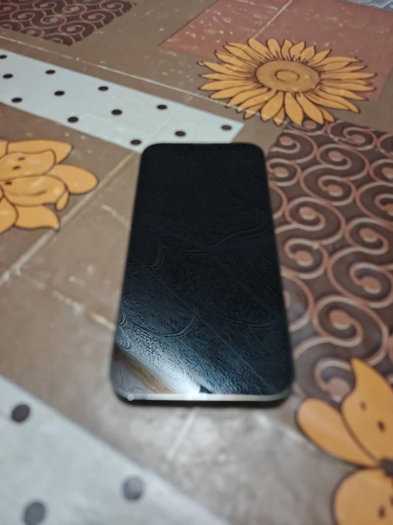 Apple iPhone 13 Pro 1