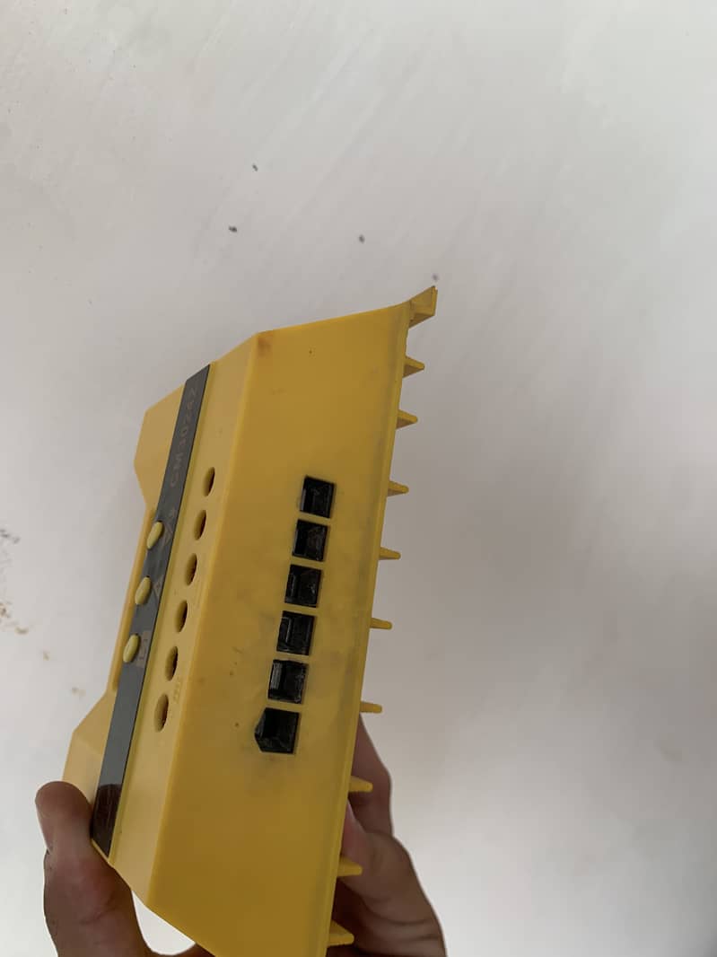 Solar controller 30A 1