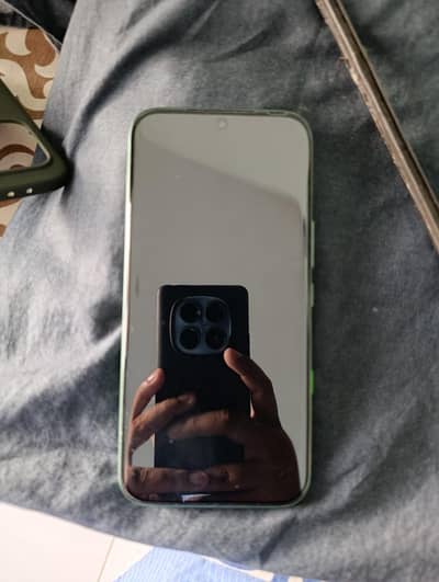 Infinix Note Edge only 1.15 days used condition new with box,charger