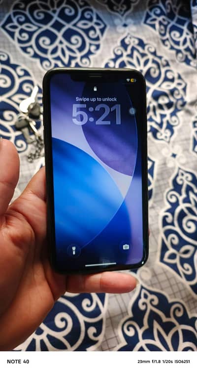 Apple iPhone 11