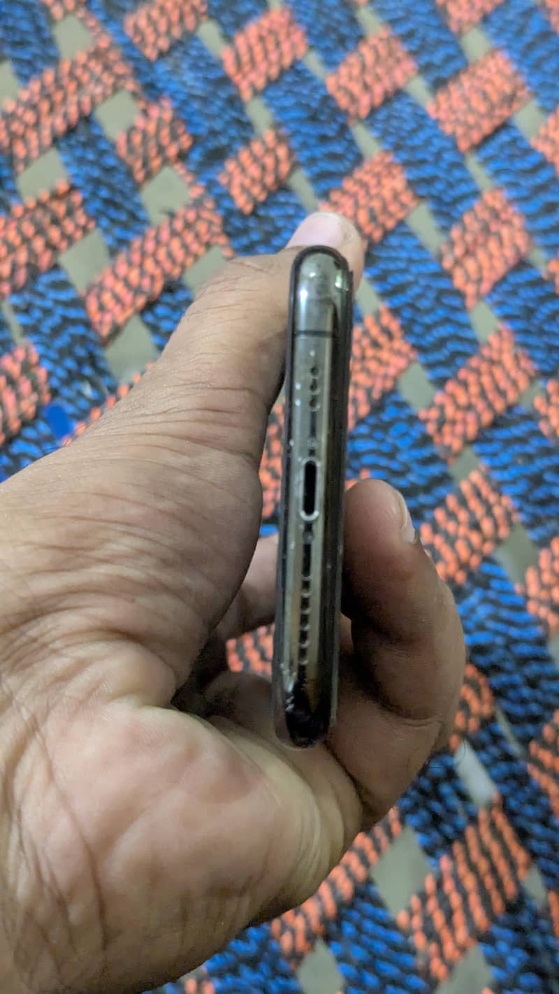 Apple iPhone 11 Pro 5
