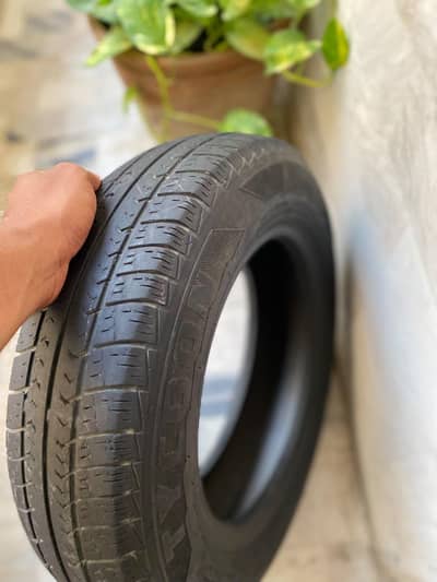 tycoon radial tubeless tyre
