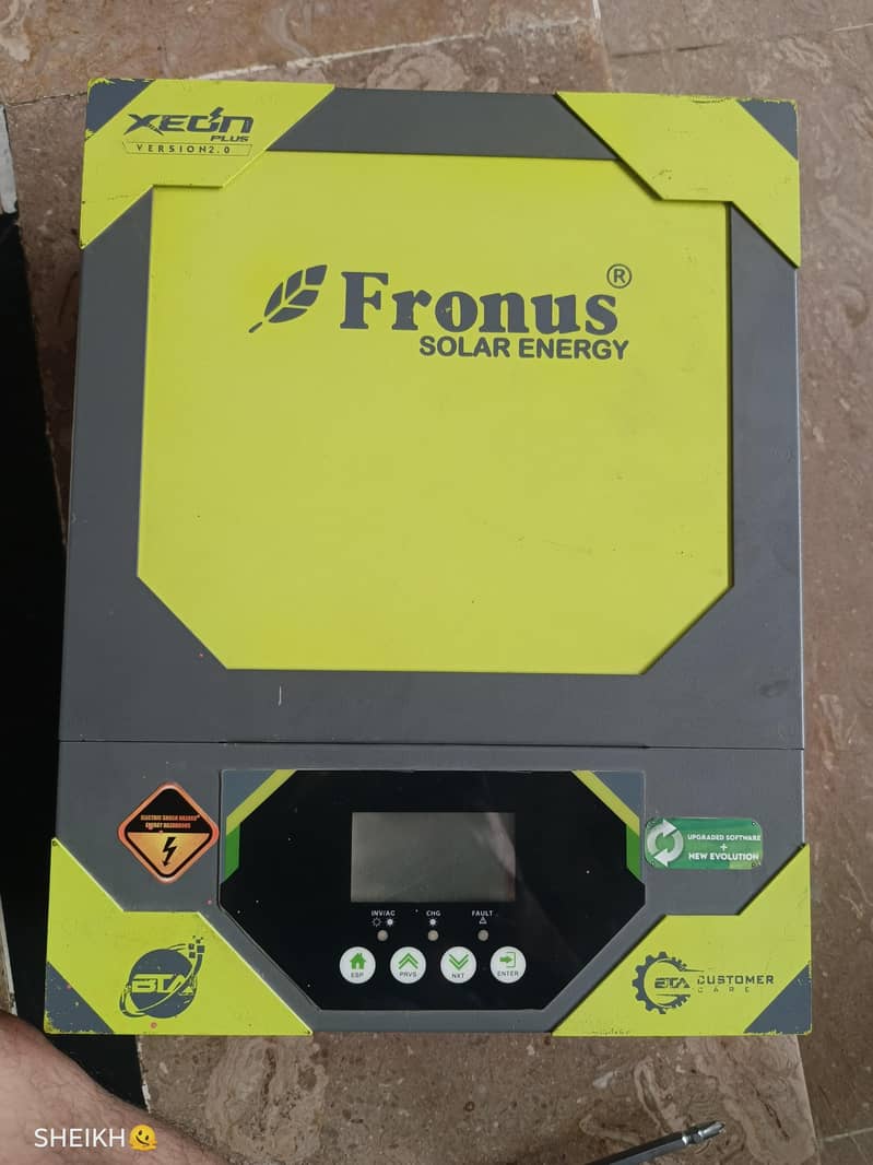 fronus Xeon plus 2000VA 0