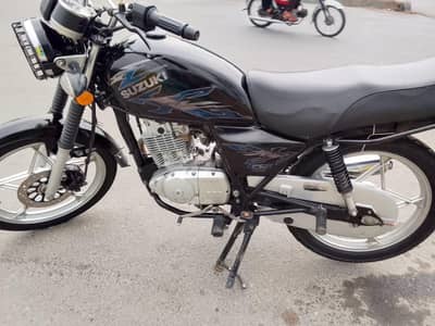 suzuki gs150 SE