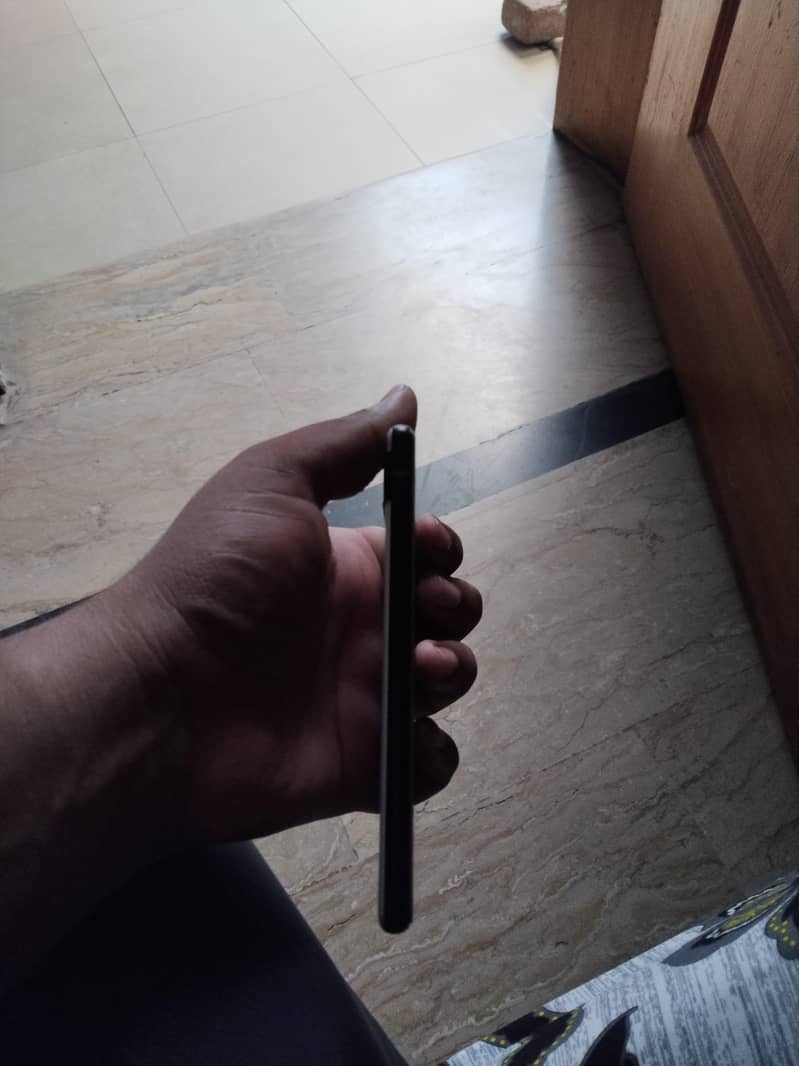 Google Pixel 6a 4