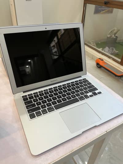 MacBook Air 2017 8/256 Fresh