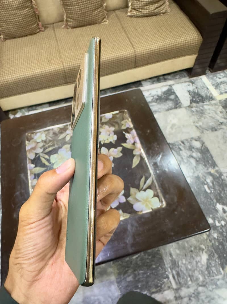 Infinix Note 40 Pro 1