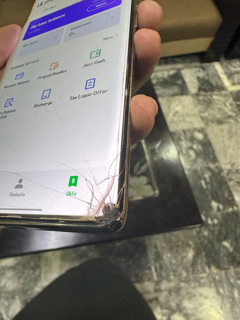 Infinix Note 40 Pro 4