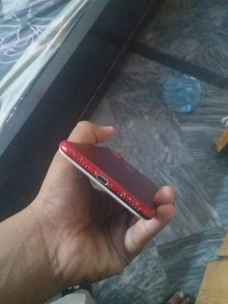 Apple iPhone 7 Plus 3