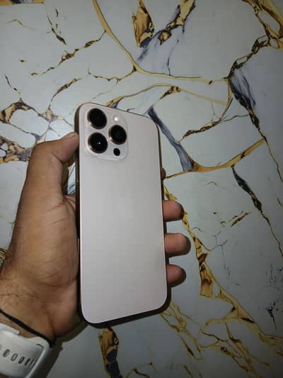 Apple iPhone 16 Pro Max