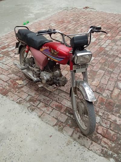 koi Kam ni hony wala just buy and drive