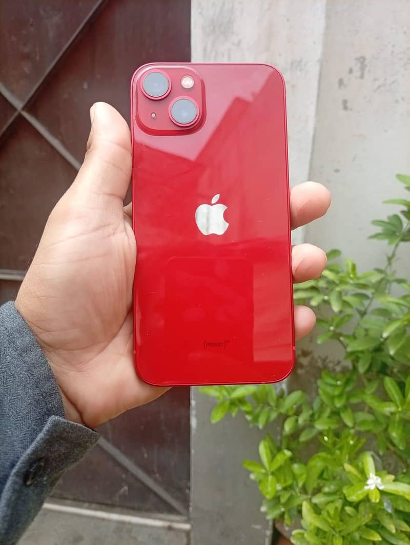 Apple iPhone 13 4