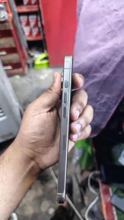 Apple iPhone 15 Pro Max JV