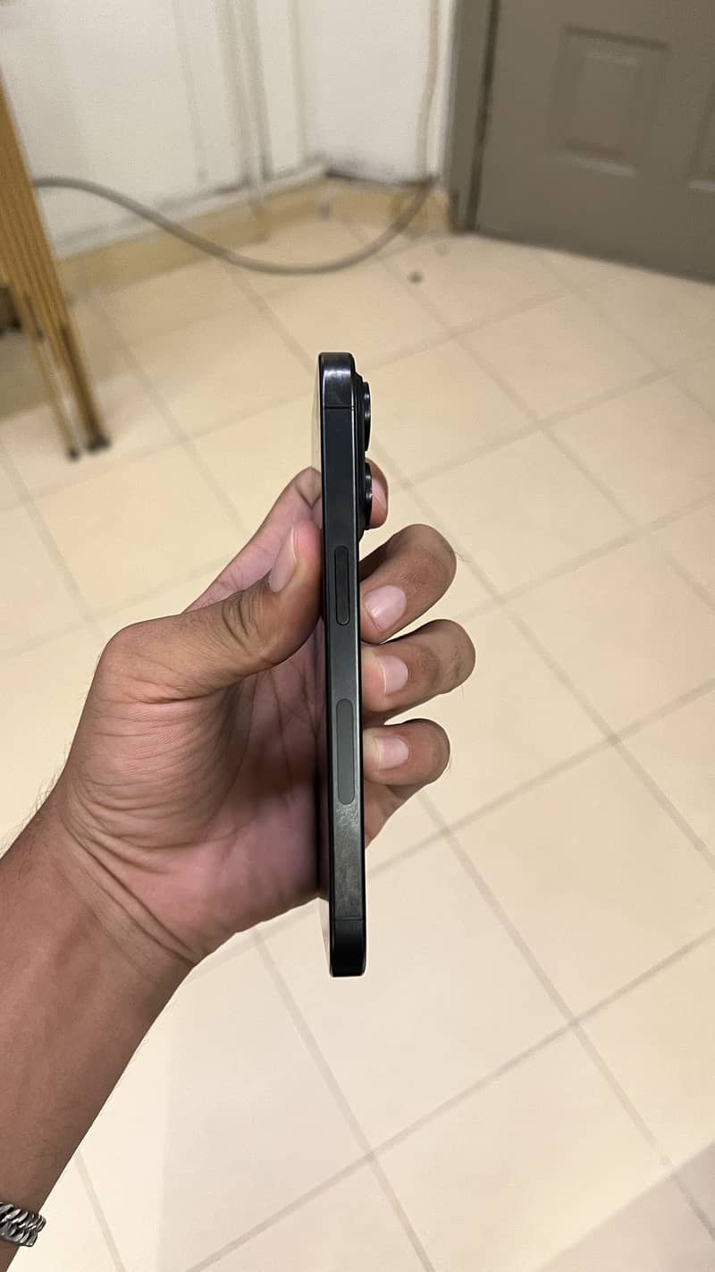 Apple iPhone 15 Pro 5