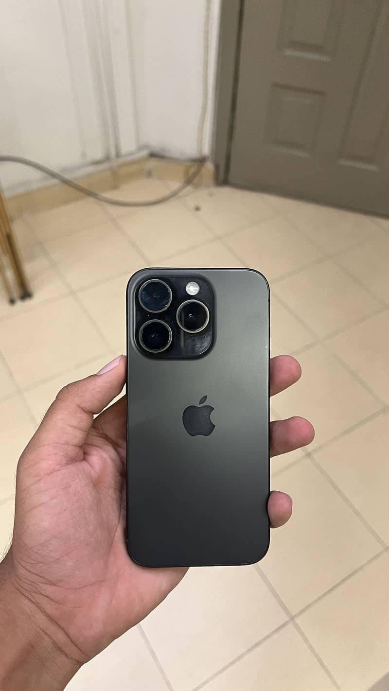 Apple iPhone 15 Pro 6