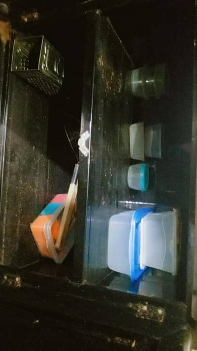 SK gas stove with cabinet