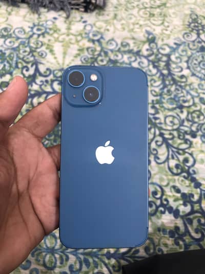 Apple iPhone 13