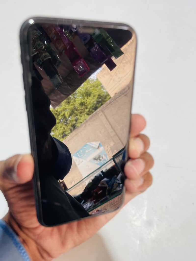 Apple iPhone 11 128gb only faceid off 10