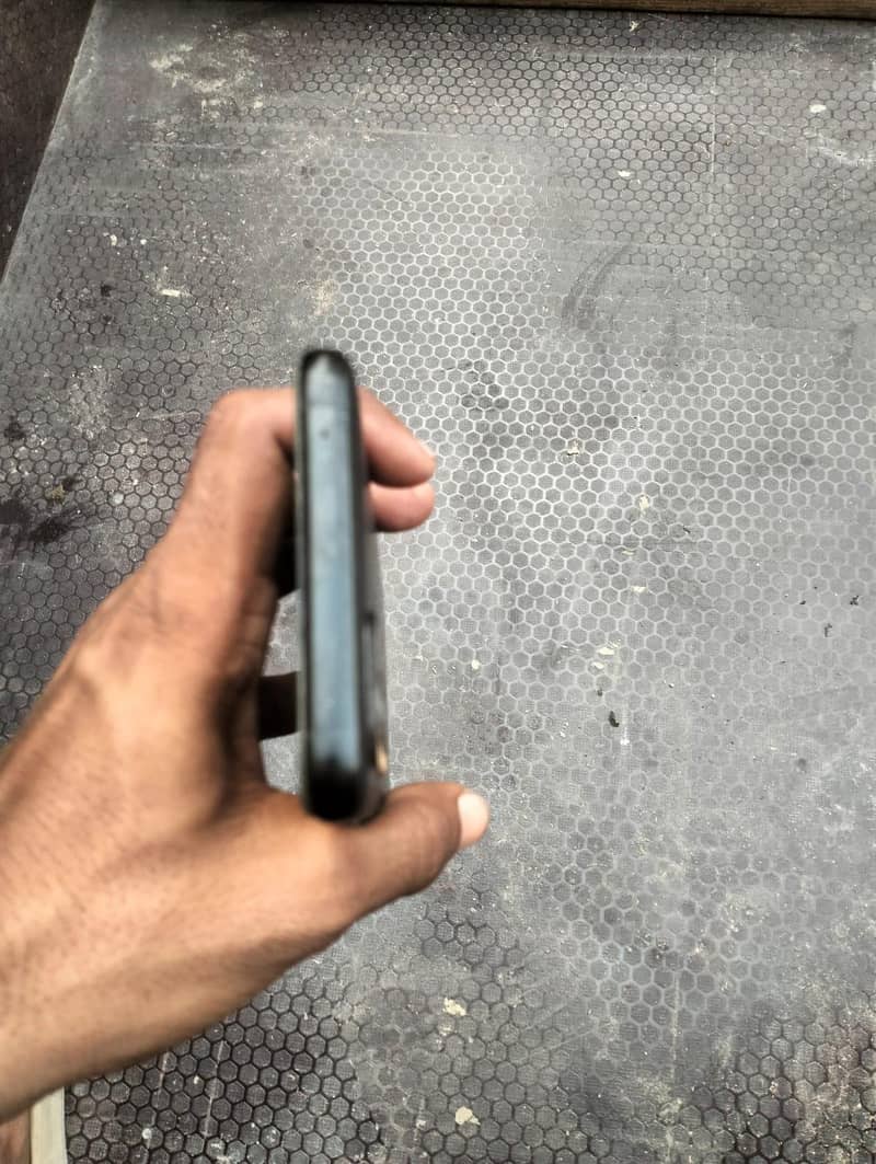 One Plus 9 Pro 5