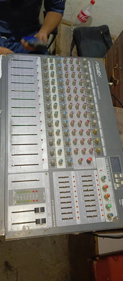 1200f mixer Peavey