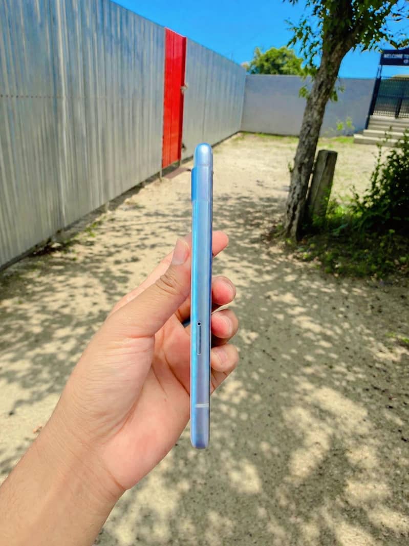 Google Pixel 7a 2