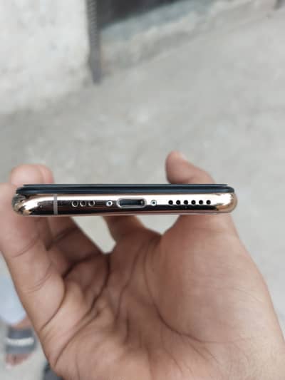 Apple iPhone XS