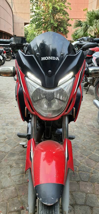 Honda CB 150F