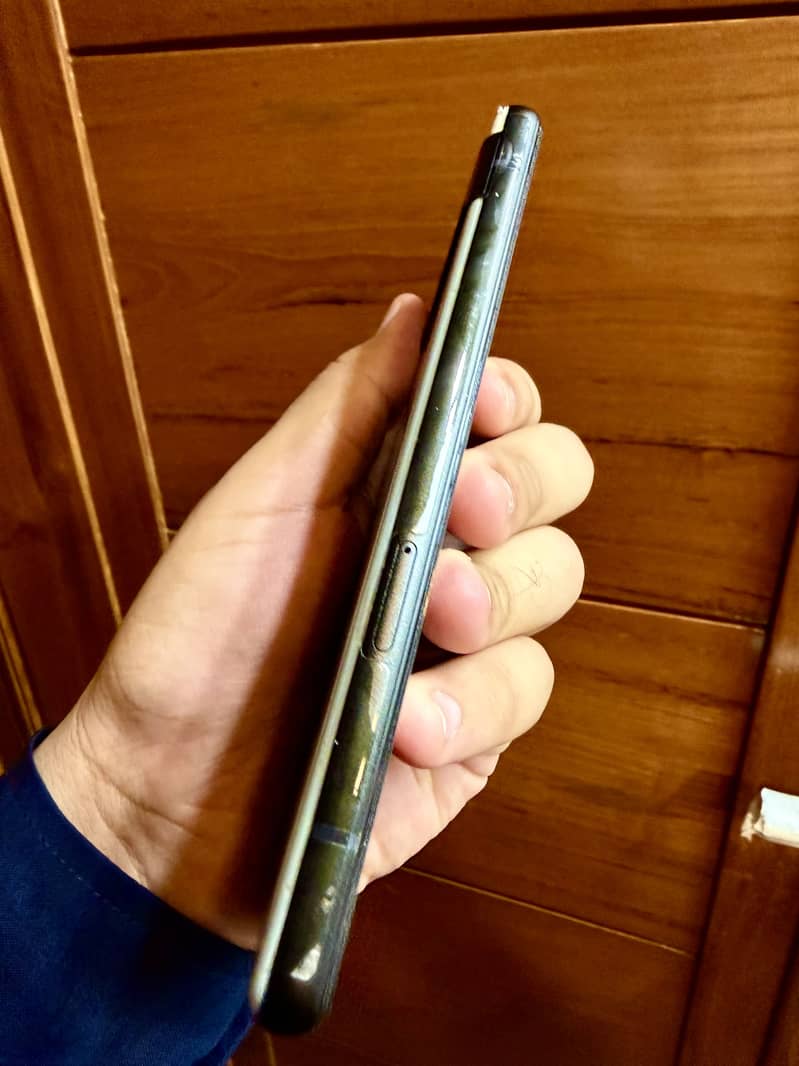 Google Pixel 6a 1