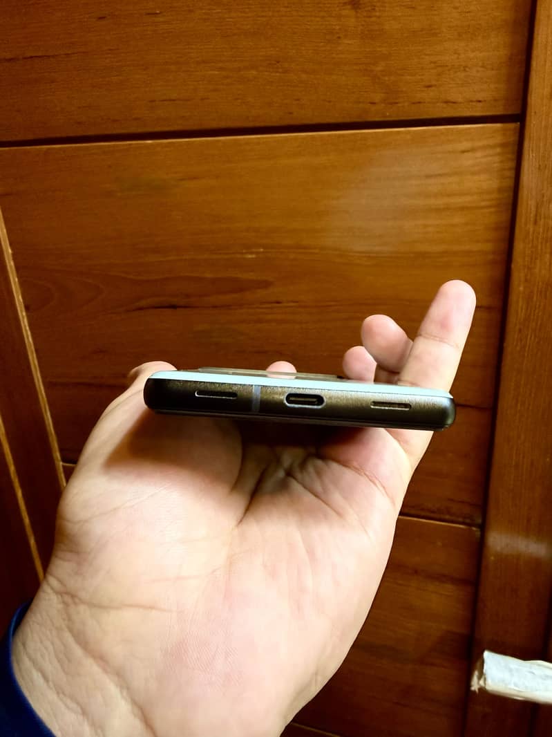 Google Pixel 6a 4