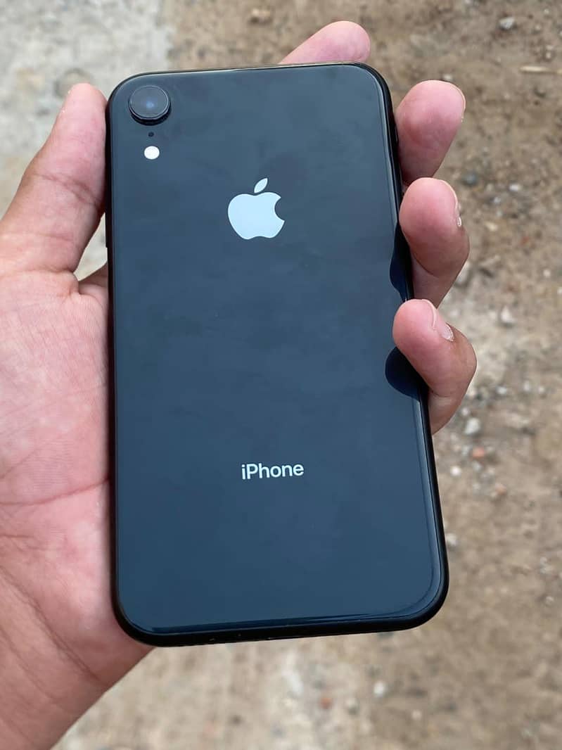 Apple iPhone XR 0