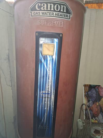 Canon Supreme Gas Geyser – Excellent Condition | Slightly Used
