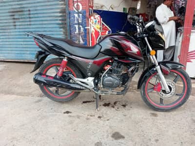 Honda CB 150F 10/10 condition
