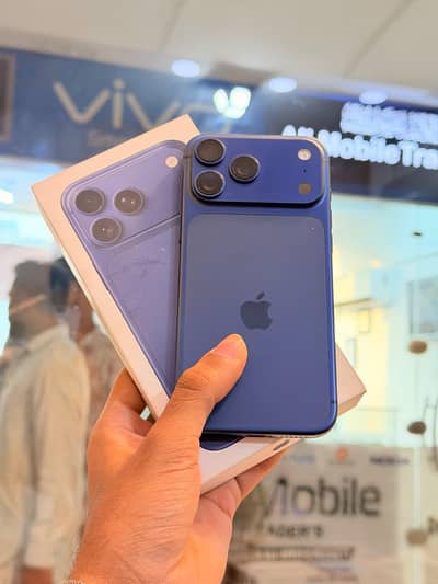 Apple iPhone 17 Pro Max price fixed h Issy Kam jaha sy mile le. lo