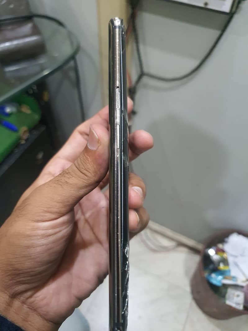 One Plus 7 Pro 1