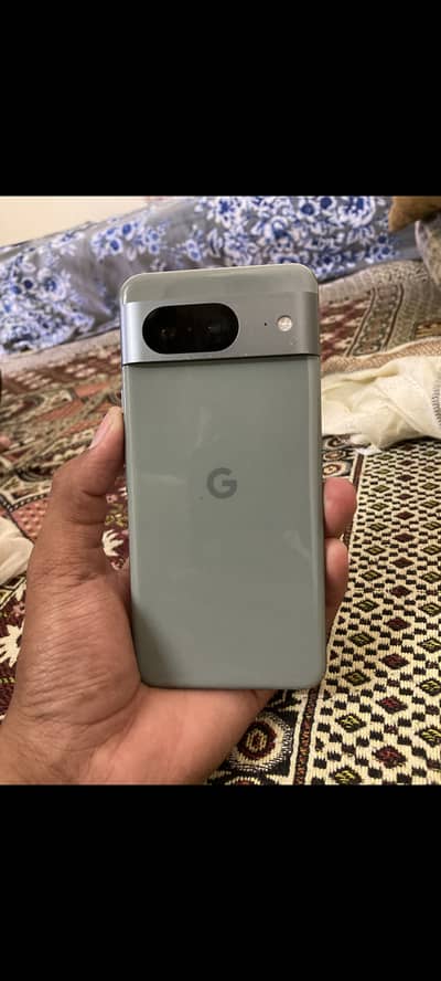 Google Pixel 8
