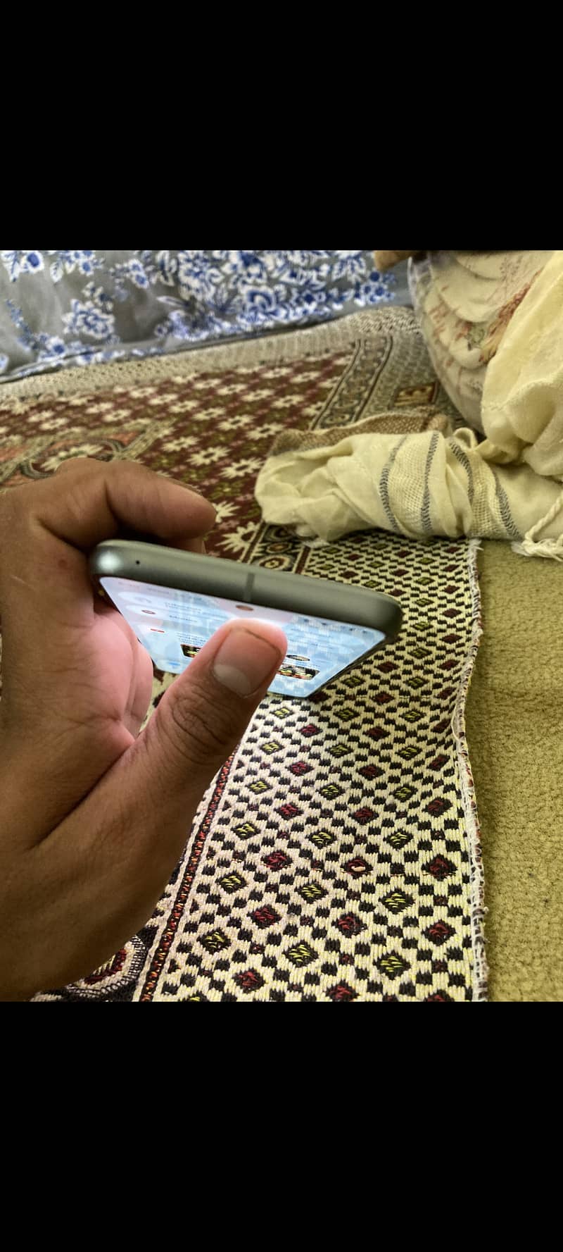 Google Pixel 8 4