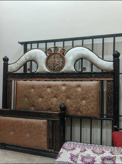 Double Bed with Mattress – Premium Condition | Urgent Sale Rs 33,500
