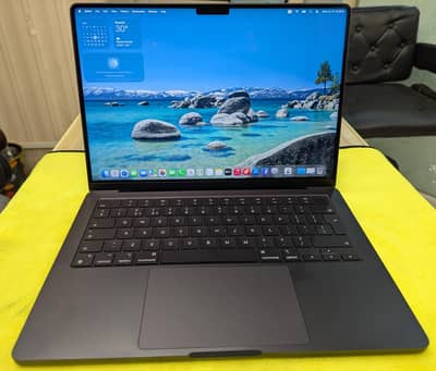 MacBook Pro M3 Pro 14-inch 18GB/512GB | 100%  Cyc 2 | 1 year warranty